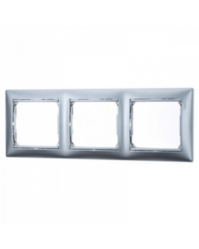 Рамка 3п Valena Legrand 770153 во Владикавказе Аксессуары для кабель-канала Pintop.ru